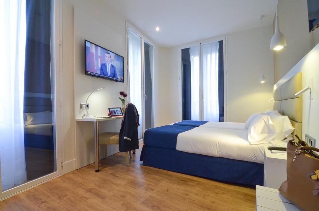 Hotel Miau Madrid Luaran gambar