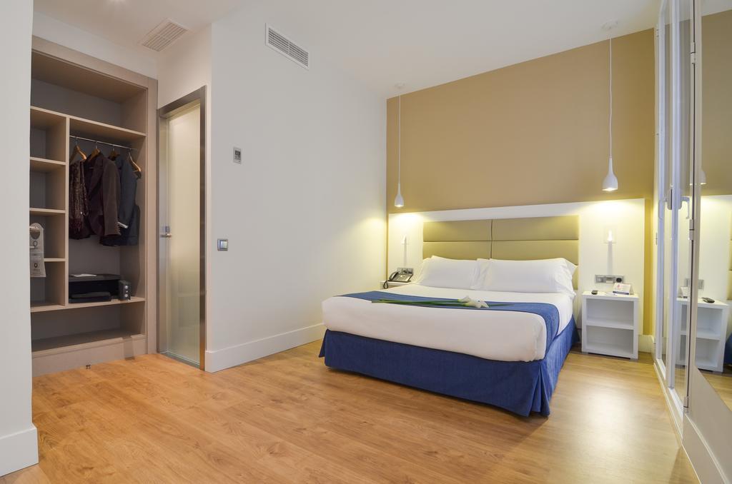 Hotel Miau Madrid Luaran gambar