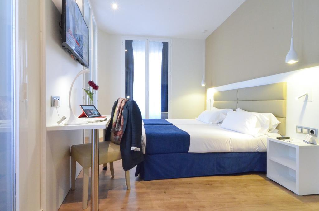 Hotel Miau Madrid Luaran gambar