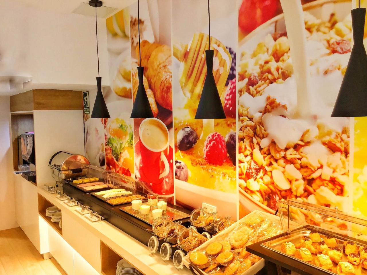 Hotel Miau Madrid Luaran gambar